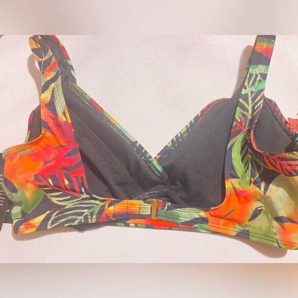 🎉Women’s Lauren Ralph Lauren 🎉Surplace Underwire Bikini Top Topical💐 - Picture 2 of 6